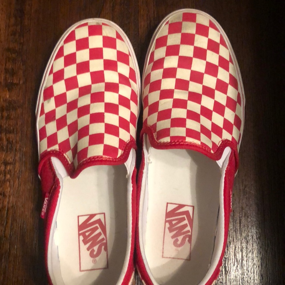 red checkered vans